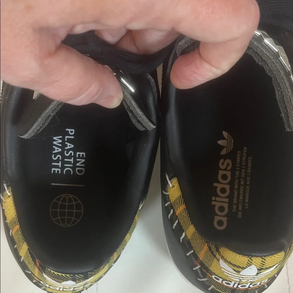 Adidas Superstar Juniors J Punk Sneaker - Picture 8 of 9